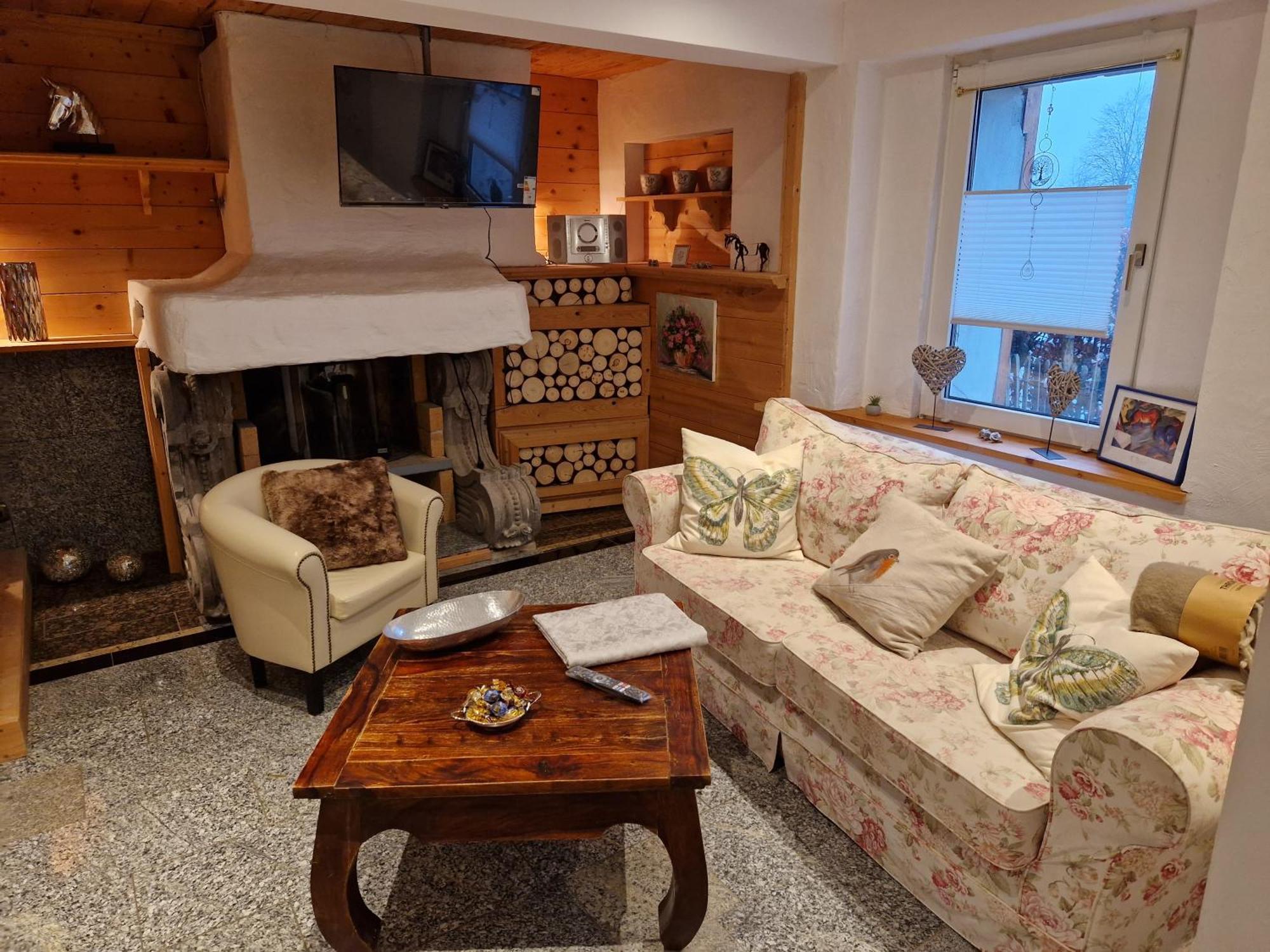 Ferienhaus Eifelgluehen モンシャウ エクステリア 写真